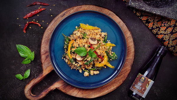 Vegetarian Thai stir-fry tofu with basil